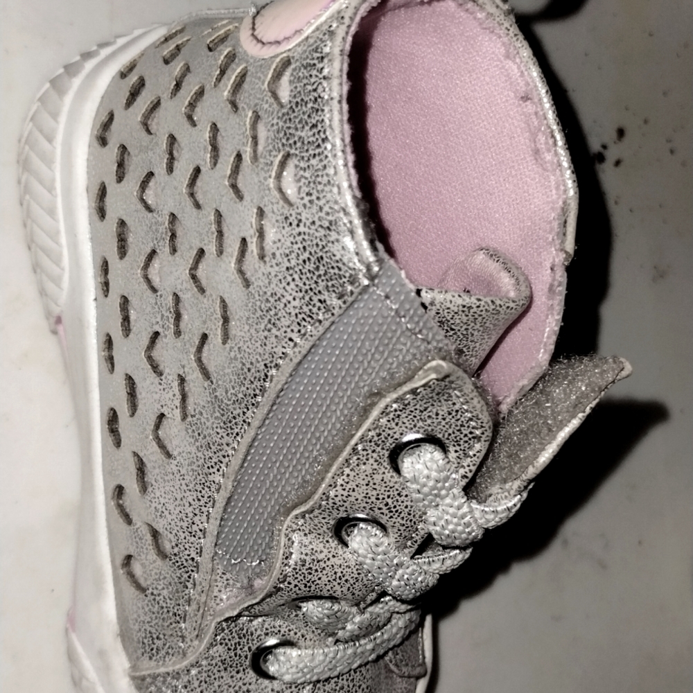 Baby high top tennis shoes Wonder Nation size 3